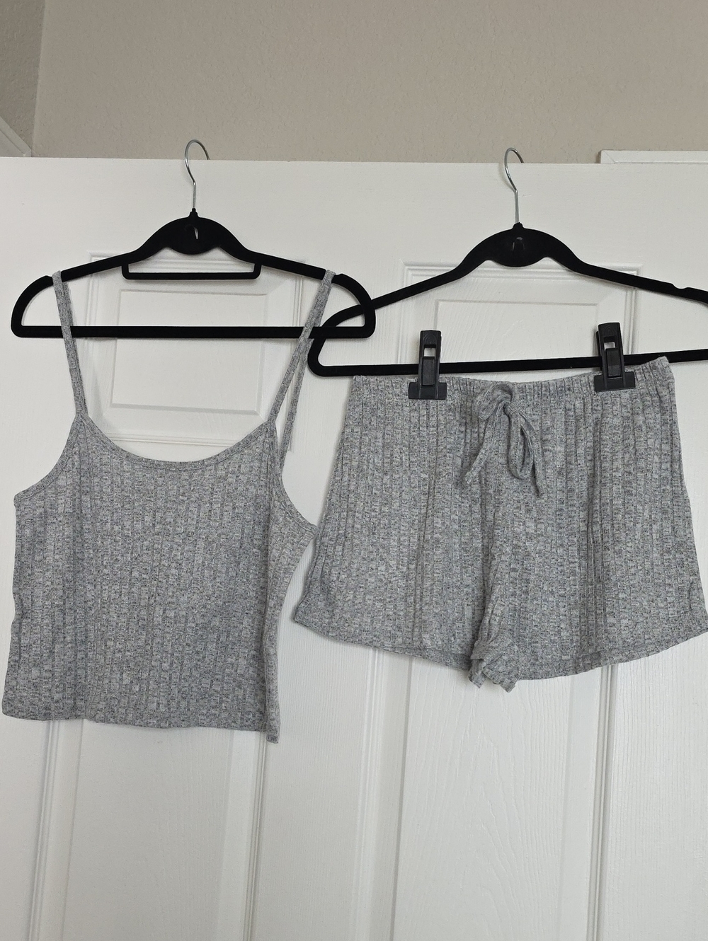 Gray Ribbed Knit Cami & Shorts Sleep Set
